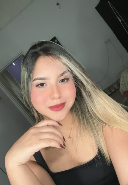 Vall from Venezuela — camera on, waiting for the next conversation